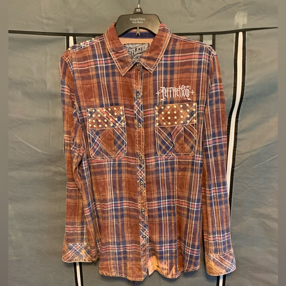 Woman’s Affliction Button Down Shirt size Large Great Condition!